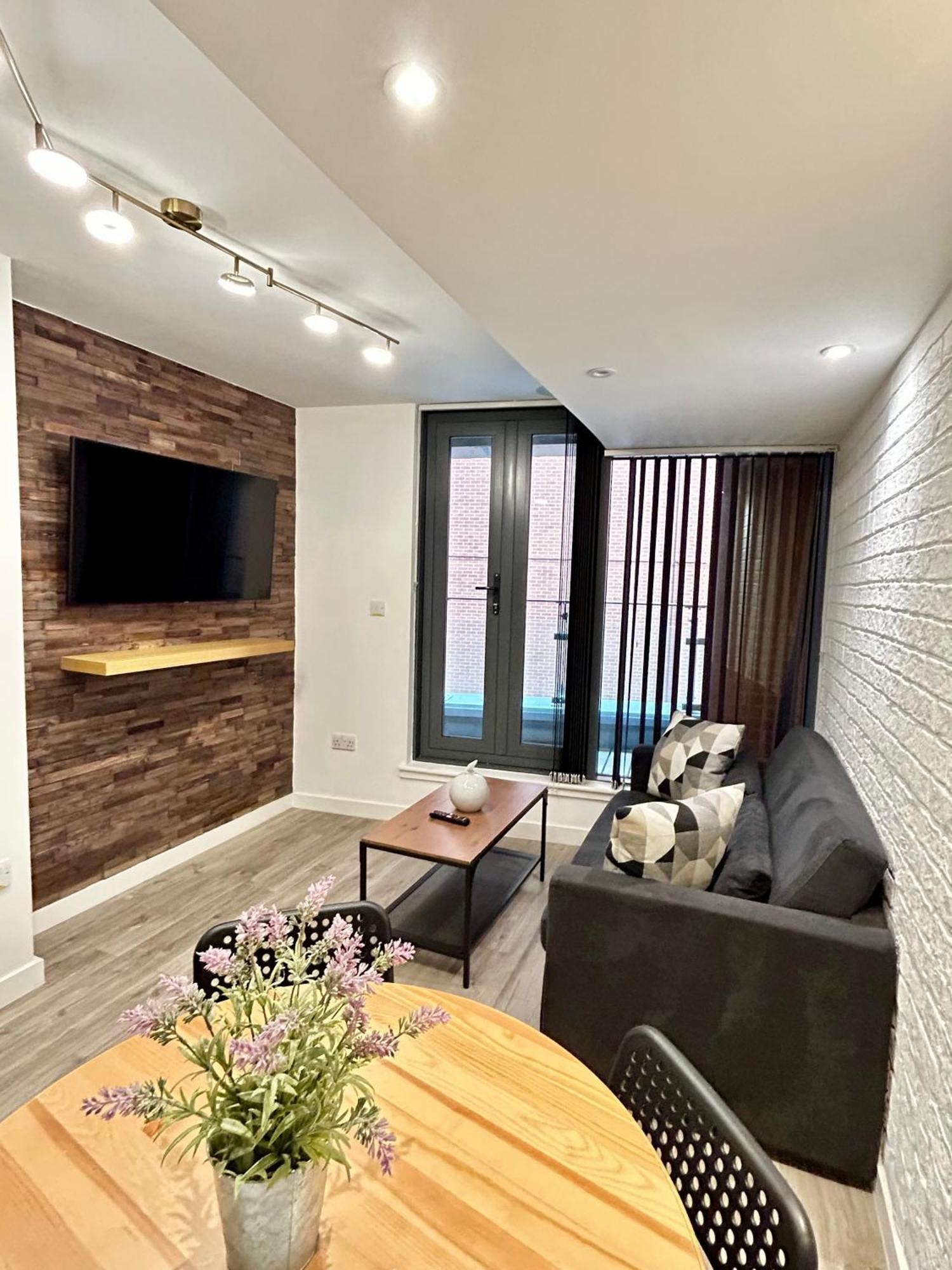 One Bed Apartment - City Centre マンチェスター エクステリア 写真