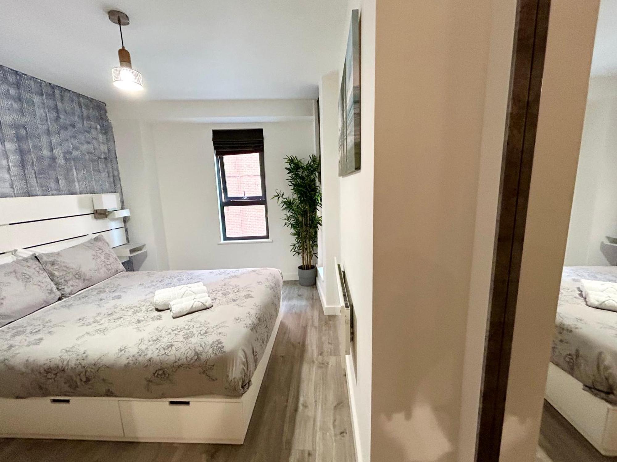 One Bed Apartment - City Centre マンチェスター エクステリア 写真